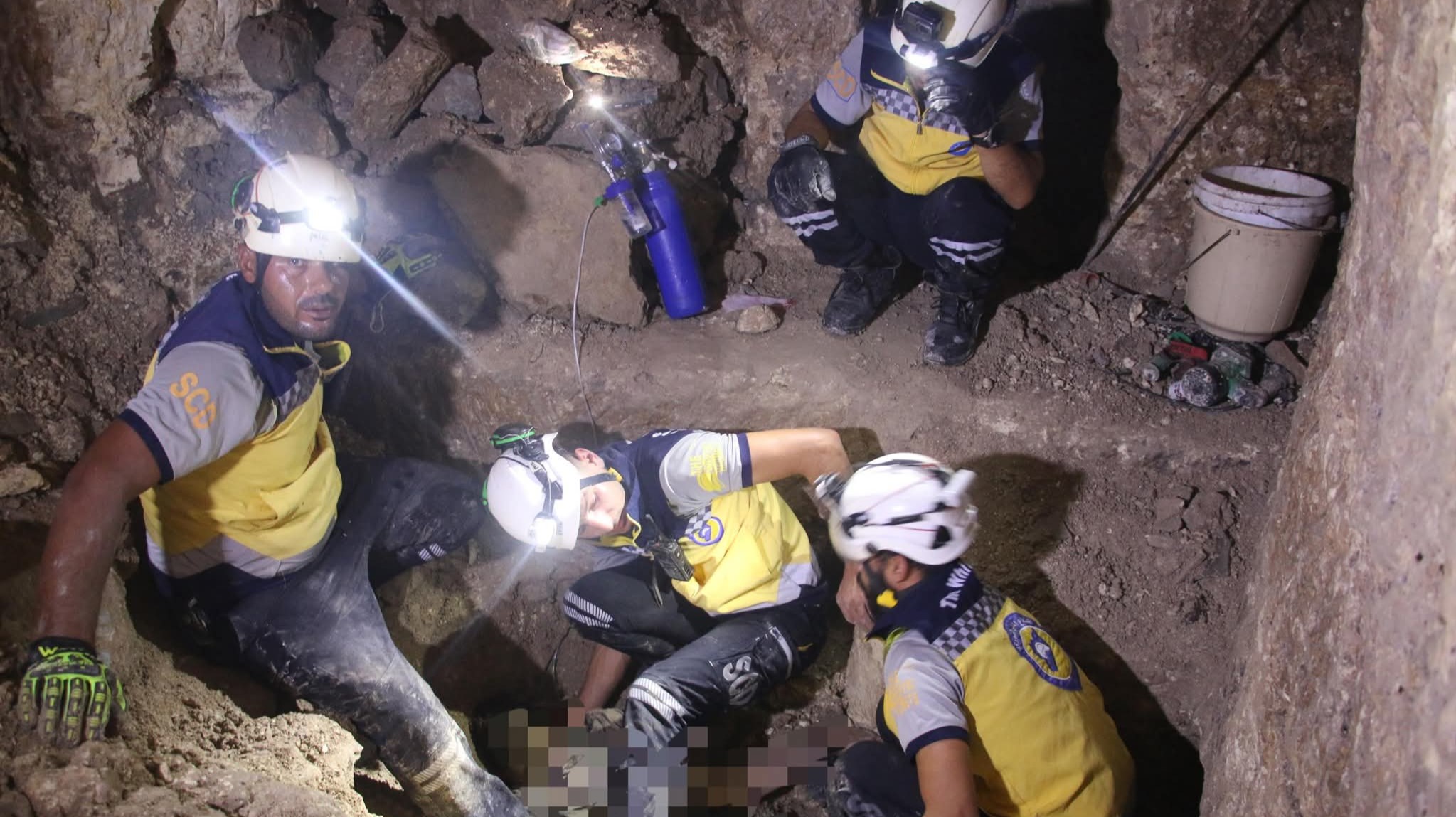 Two people were killed in the collapse of an abandoned building in Aleppo.. The investigations reveal a surprise