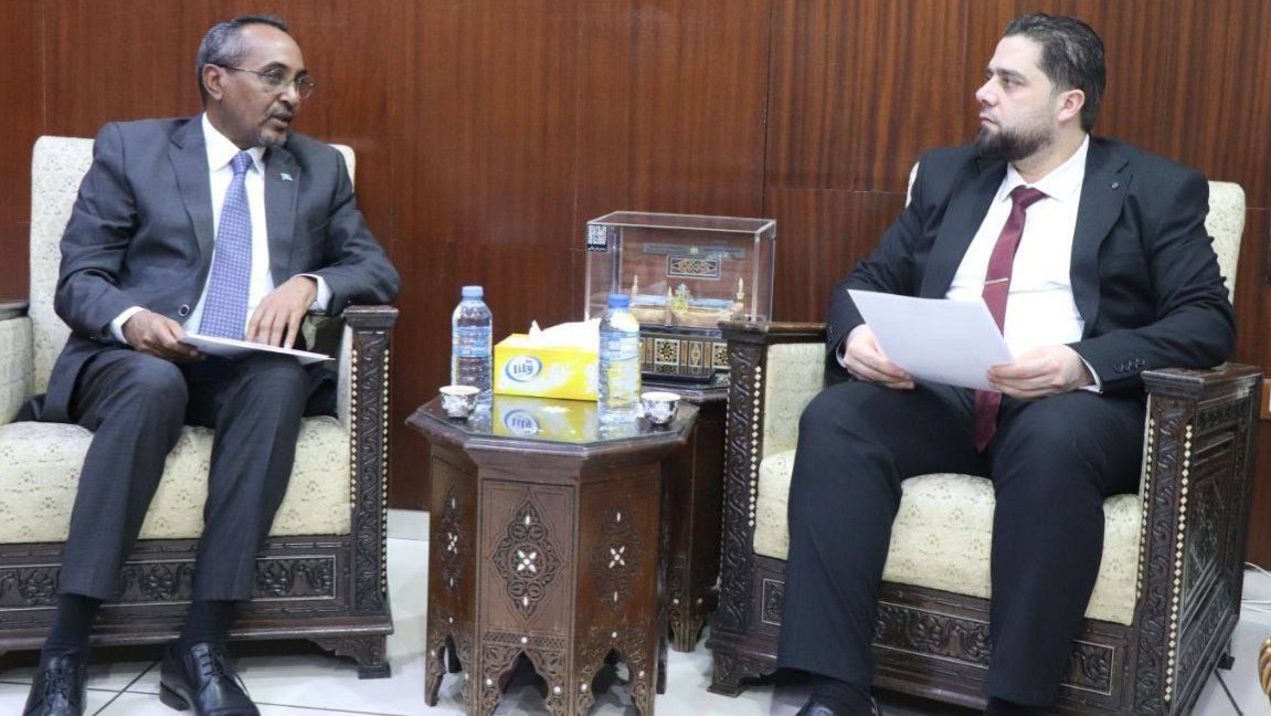 التحضير لزيارة وفد من رجال الأعمال الصوماليين إلى دمشق للاستثمار في البناء