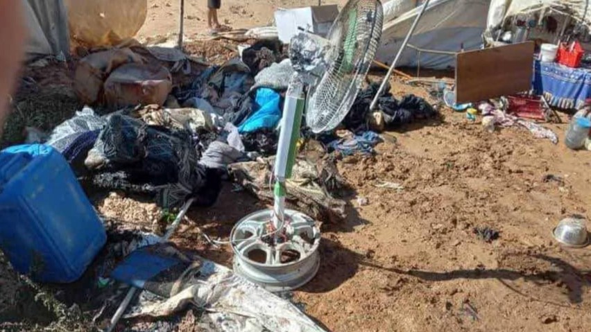 حريق داخل مخيم الطلائع للنازحين في الحسكة