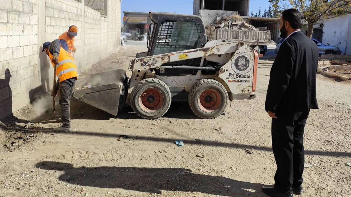  رافد الوردي يشرف "رسميا" على تنظيف طرقات تل طوقان