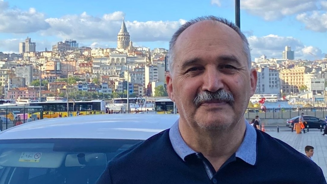 الصحافي مصطفى السيد: "الحكم الرشيد حكم كفاءات لا ولاءات"