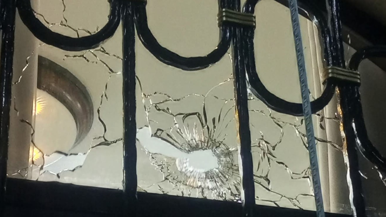 اشتباك في وادي بردى خلال مداهمة لتاجر مخدرات… والأمن العام يتعرض لهجوم من الأهالي