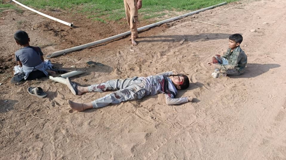 انفجار قنبلة يقتل طفل ويصيب آخرين في أبو الضهور شرقي إدلب