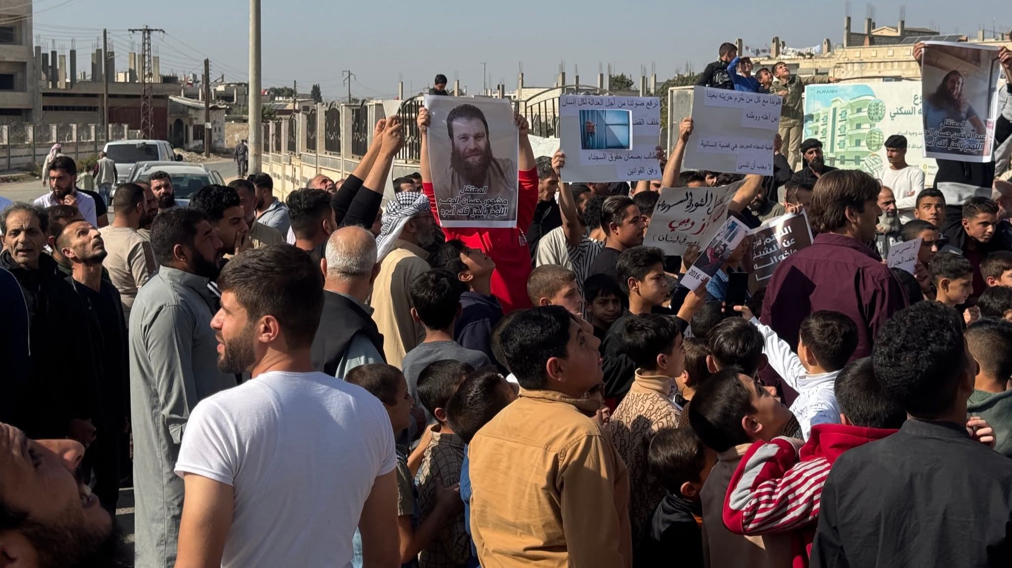 A solidarity stand in Kafaraya in Homs in support of the Syrian detainees in Roumieh prison