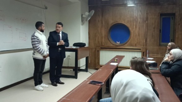 مستشار الرئيس لـ“بلا فلتر”: نطلق تحولًا جذريًا في فلسفة التعليم الإعلامي