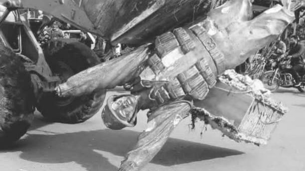 إزالة تمثال "الجندي" تطوي صفحة من تاريخ جبلة