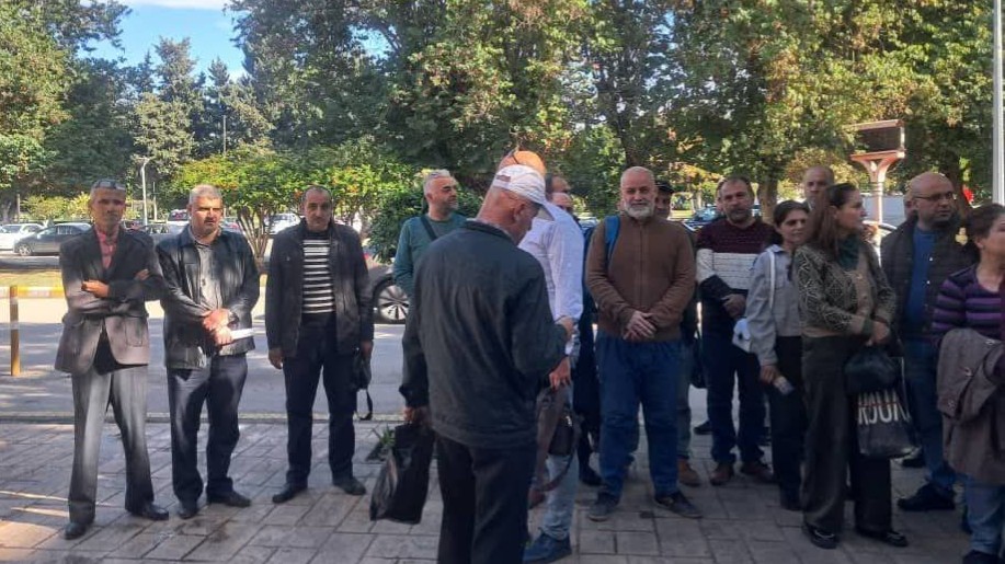 Workers from Tartus port protest after “sudden” transfer decisions to the eastern crossings