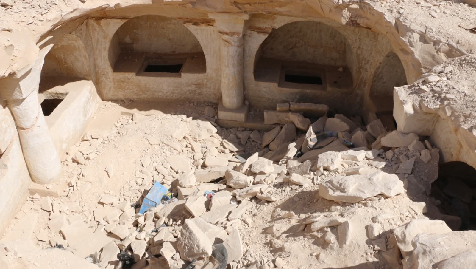 The discovery of new archaeological tombs in Maarat al-Numan and the start of field excavations