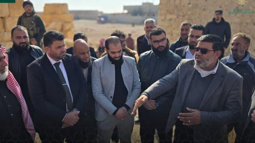 وفد وزارة الطاقة يطلع ميدانيا على واقع الخدمات في ريف حمص الشرقي الجنوبي
