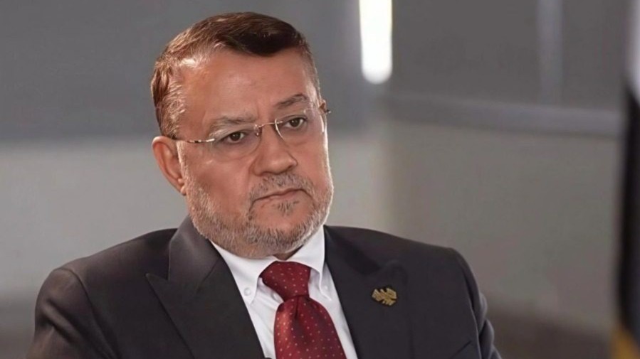 مستشار الرئيس الشرع ينفي شائعات اغتياله بعد حديث عن انفجارات قرب القصر الجمهوري