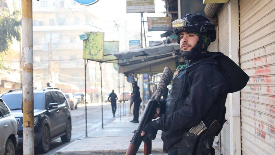 انتشار أمني للداخلية السورية في الشيخ مقصود بعد إنهاء سيطرة قسد