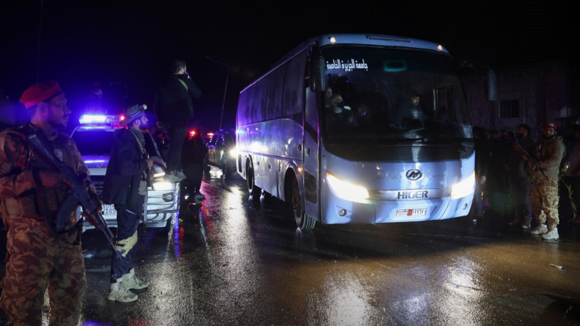 The last SDF fighters leave Aleppo with international mediation