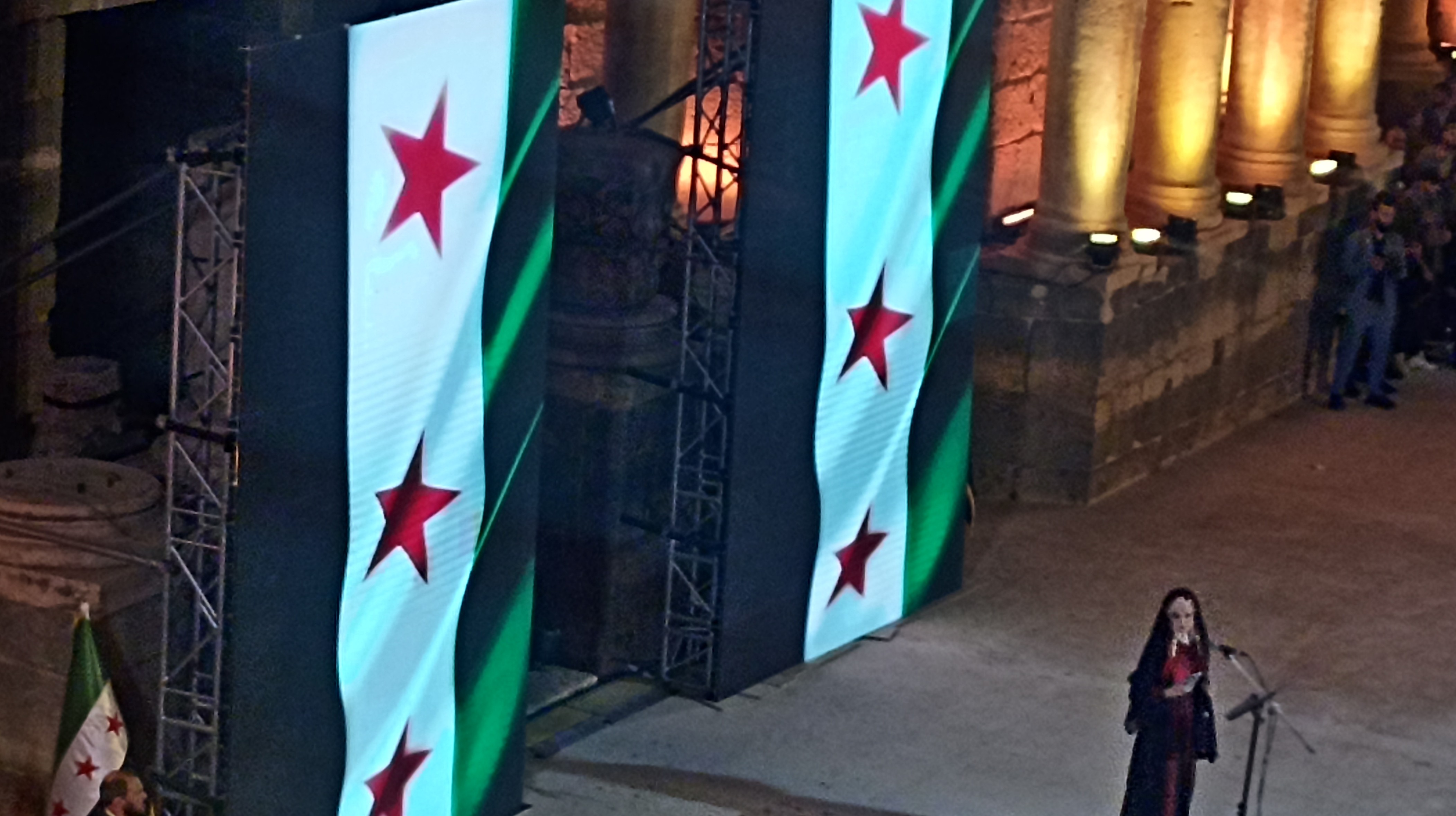 Abshari Horan: extensive achievements in exchange for accumulated financial challenges