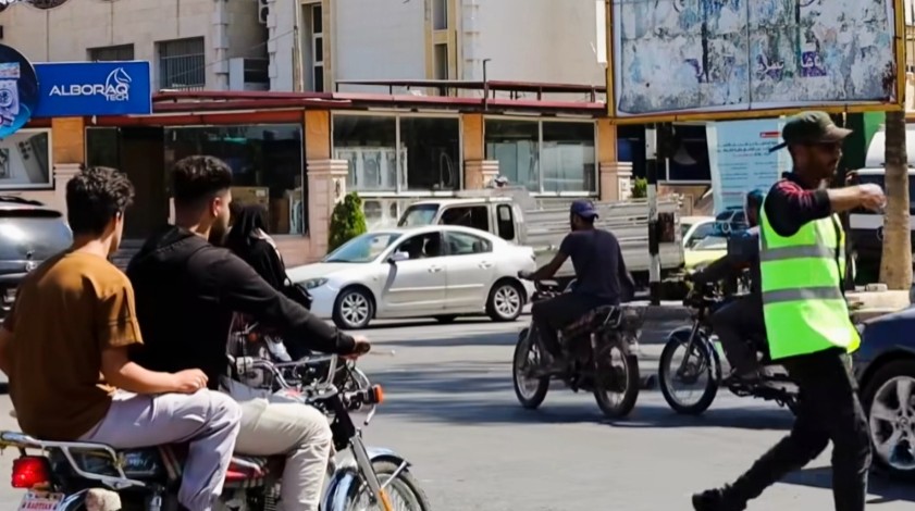 درعا... قرار بحظر الدراجات النارية ليلاً بين الترحيب والجدل