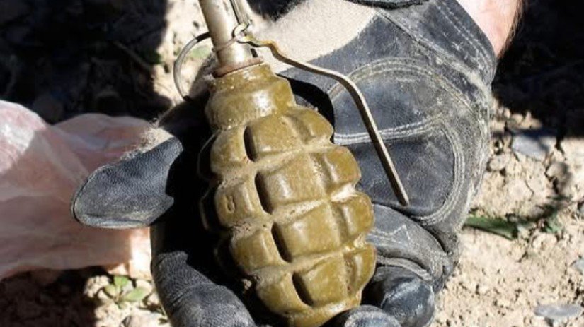 A bomb explosion kills two children and injures 6 others in Sweida