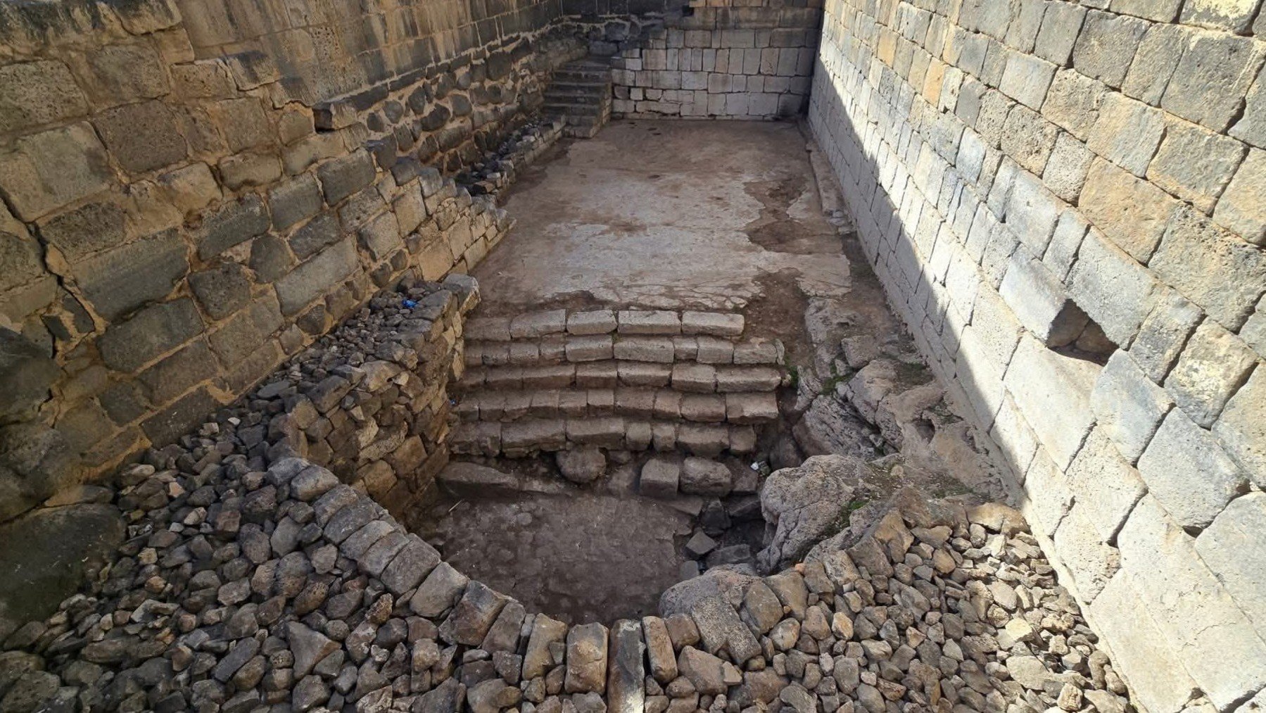 A civil initiative to restore life to the historic bass spring in Basra al-Sham