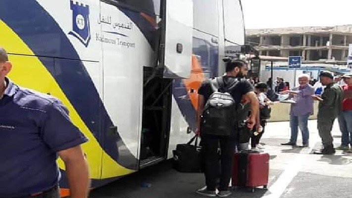 السوق السوداء للنقل في دمشق تزاحم الدولة في كراج البولمان