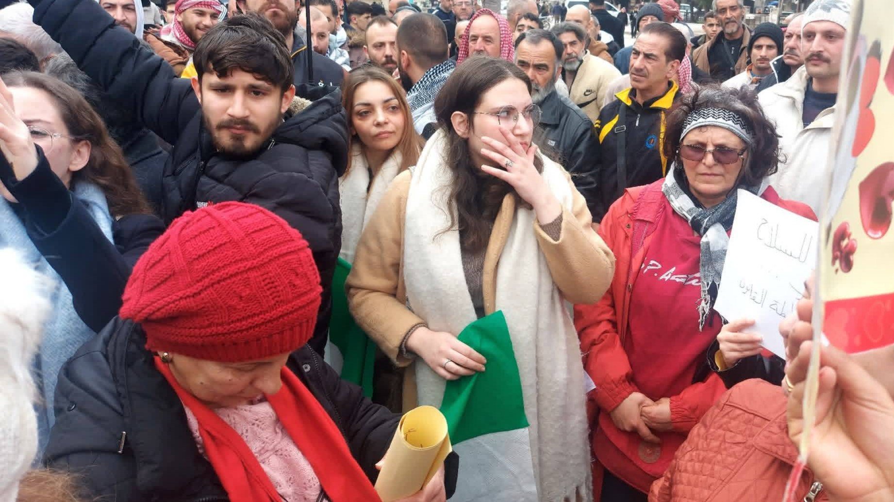 سوريا على إيقاع الغضب: أزمات معيشية وأمنية تُفاقم فجوة الثقة بين الشارع والحكومة