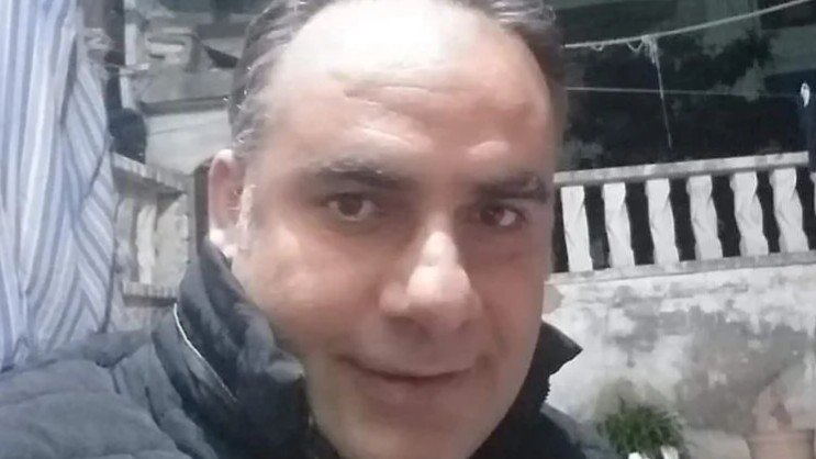 العثور على إعلامي سوري مقتولا بعد ساعات من بث مباشر في القرداحة