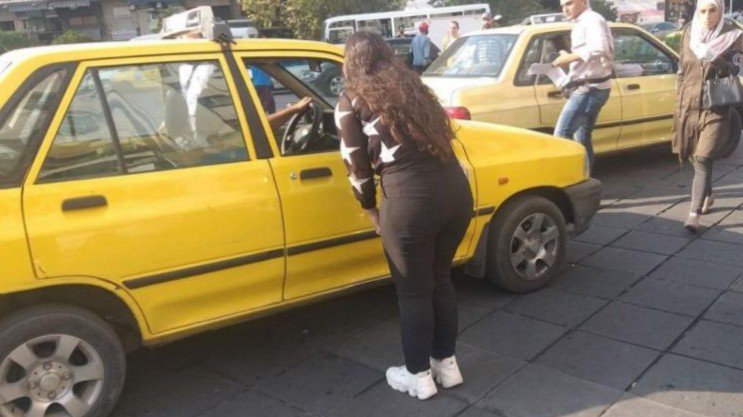  احتجاج لسائقي سيارات الأجرة في حمص رفضا لتطبيقات النقل وغياب التنظيم