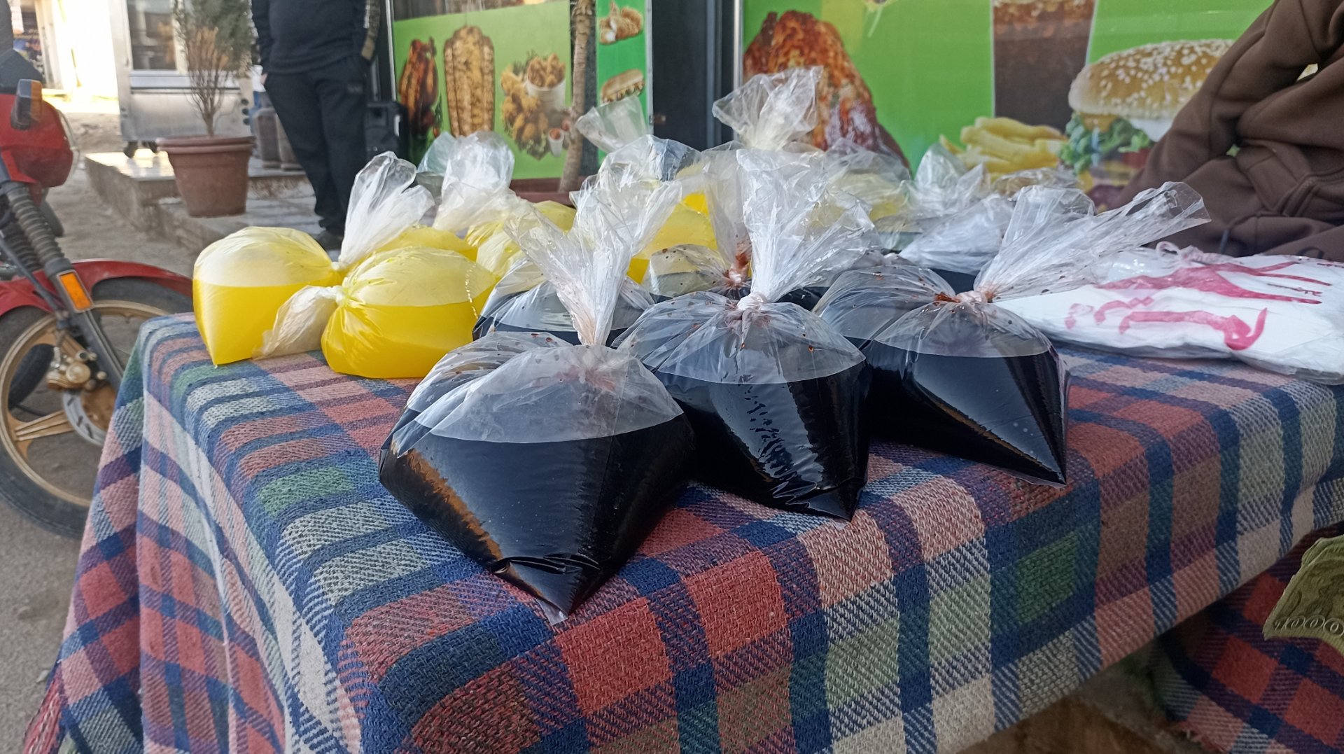 العصائر في رمضان نشتري ما نستطيع، وليس ما نرغب