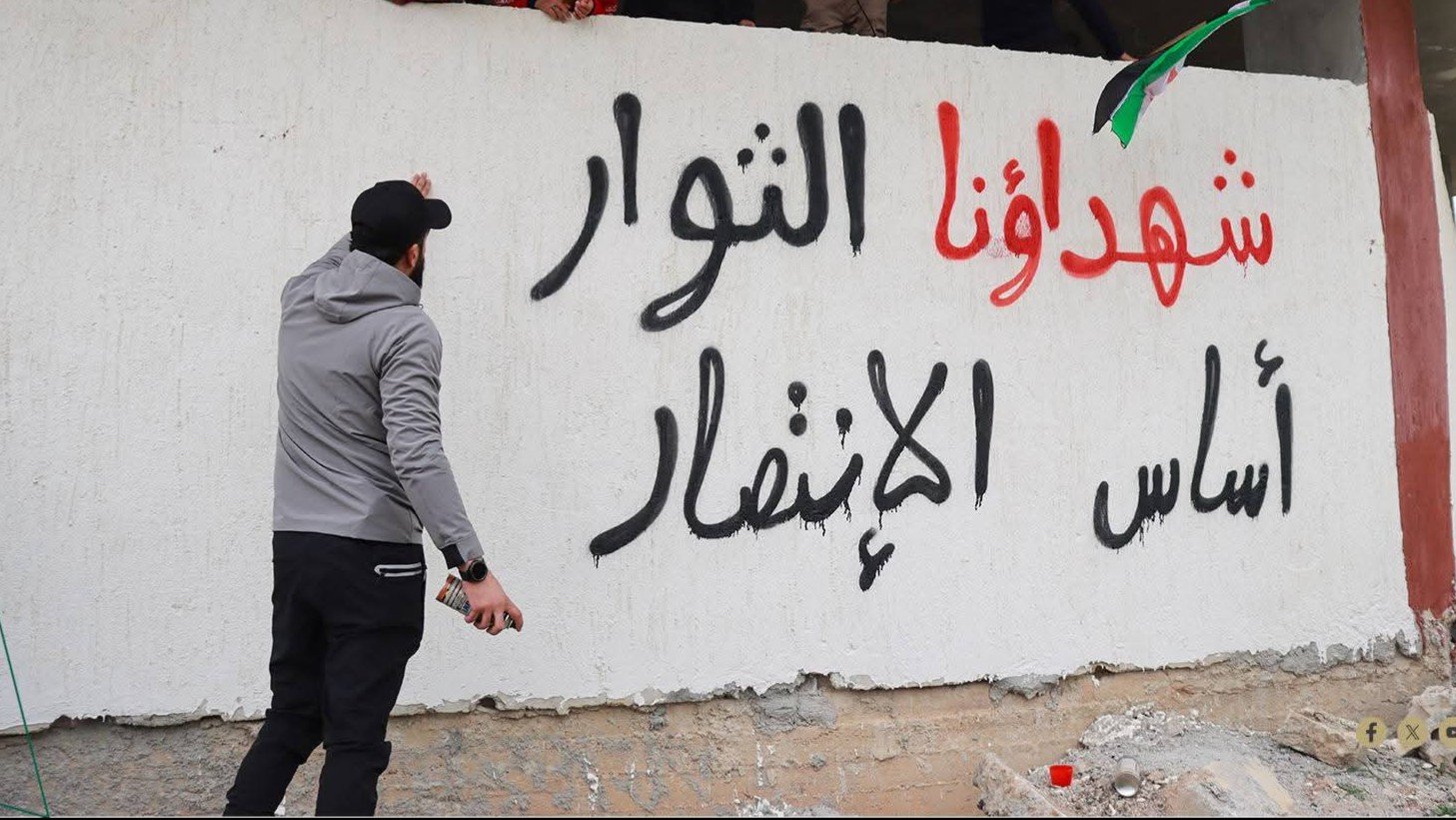   آلاف السوريين يحتفلون بالذكرى الـ15 لانطلاق الثورة في درعا