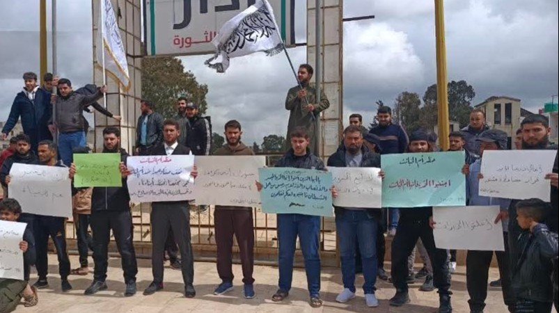   درعا.. احتجاجات تطالب بمنع بيع المشروبات الكحولية