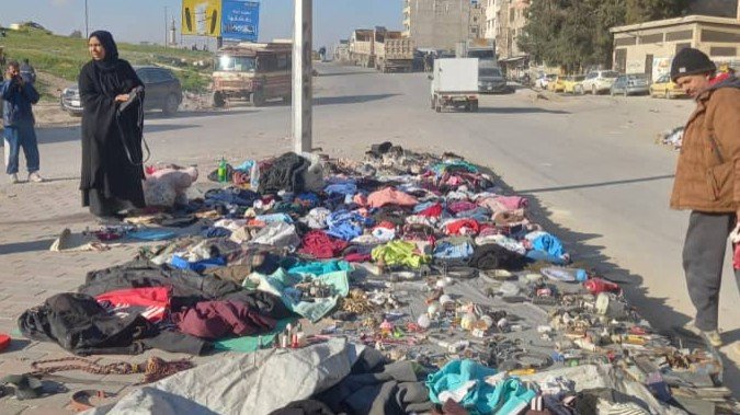 Street Stalls Are Stronger Than Municipalities: The "Street of Poverty" Rules in Damascus