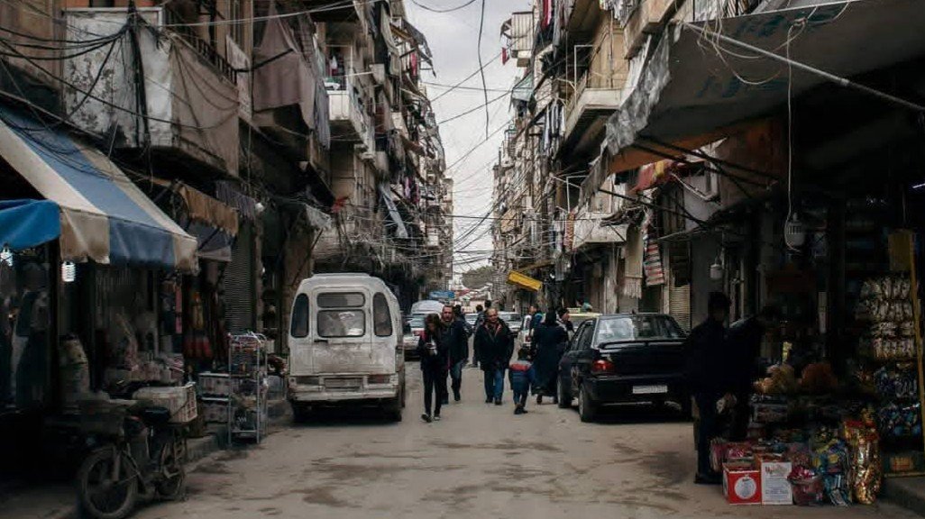 Power Cables in Aleppo: Spiderweb-like Networks Hamper Both the Government and Citizens