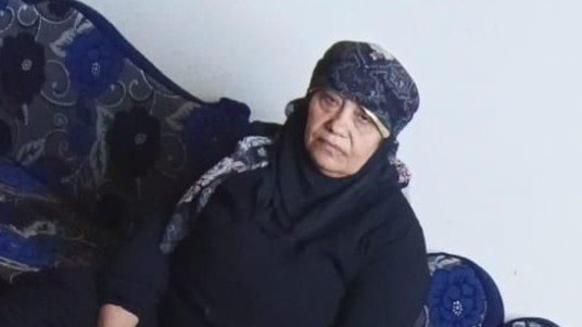 جريمة قتل تهز الرستن: شاب ينهي حياة والدته