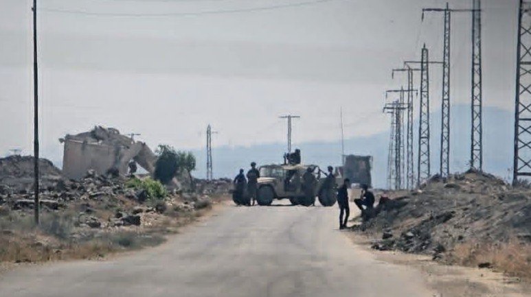 Quneitra... Occupation Forces Release Youths and Infiltrate with Dozens of Vehicles