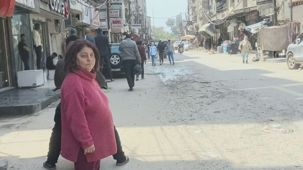 Nahed Chooses Begging to Escape Violence… A Story Revealing Something Deeper Than Poverty