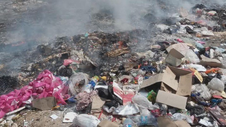 أزمة القمامة في جرمانا: الحرق كحل اضطراري يهدد الصحة والبيئة