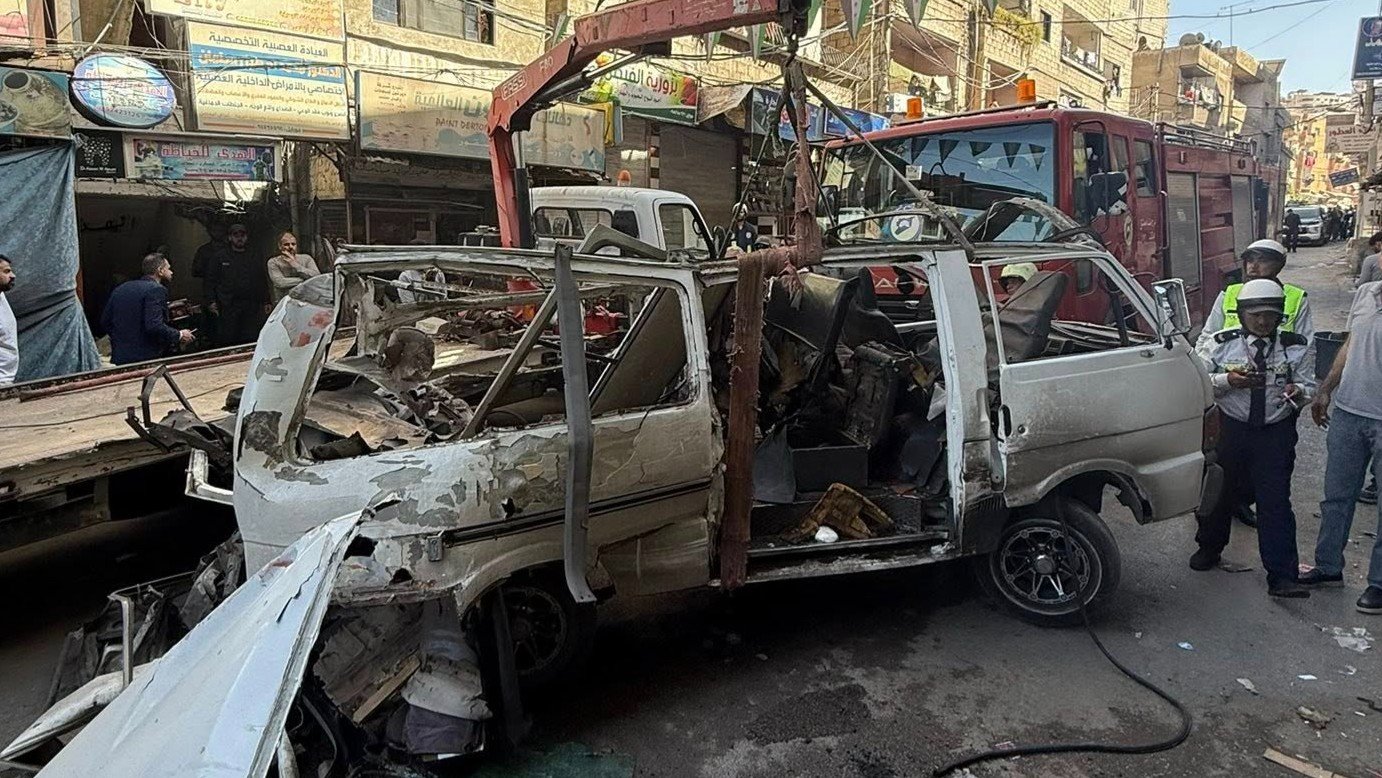 Explosion inside a local transport minibus in the Al-Wuroud neighborhood injures four people.