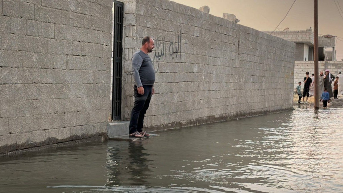 وزراء يقطعون سفرهم بسبب دير الزور.. إدارة أزمة أم صناعة صورة؟